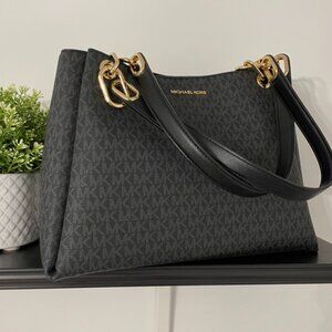 Michael Kors Trisha Large Logo Shoulder Bag
